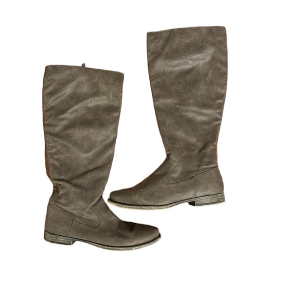 SIZE 8 m. Rampage knee high boots with half side zipper - Picture 1 of 3